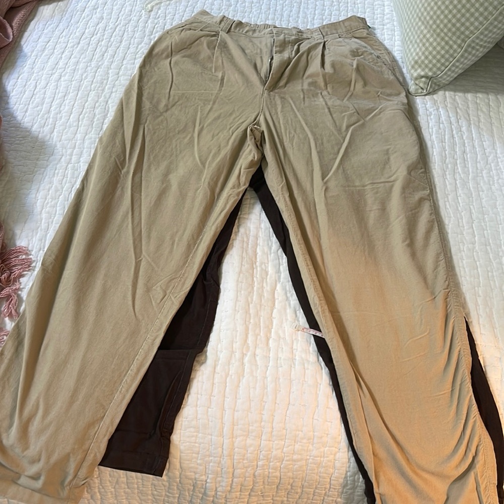 Gap women’s size 12 Tall micro cord slacks